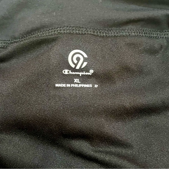NWT black Champion shorts XL - Picture 3 of 3